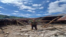 Rumah Runtuh, Harapan Stefanus Belum Beranjak dari Tanah